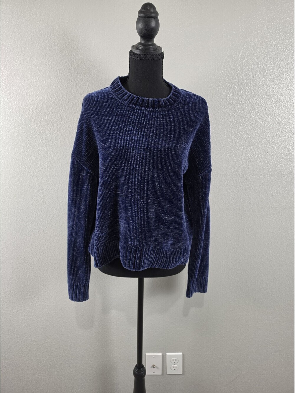 Womens Forever 21 M BLUE Crop Knit Sweater Long Sleeve Crew Neck